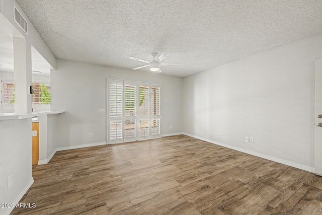 10401 E TWILIGHT Drive, Sun Lakes, AZ 85248