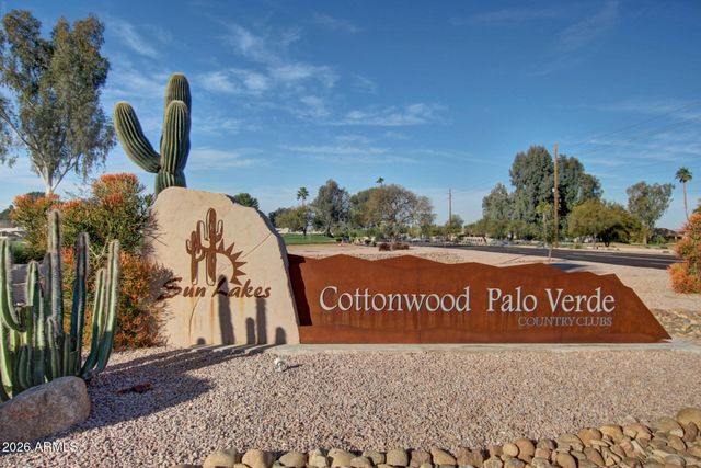 10401 E TWILIGHT Drive, Sun Lakes, AZ 85248