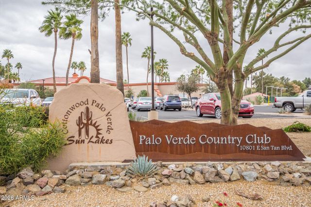 10401 E TWILIGHT Drive, Sun Lakes, AZ 85248