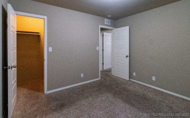 11112 N 146th East Avenue, Owasso, OK 74055