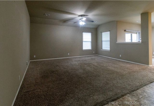 11112 N 146th East Avenue, Owasso, OK 74055