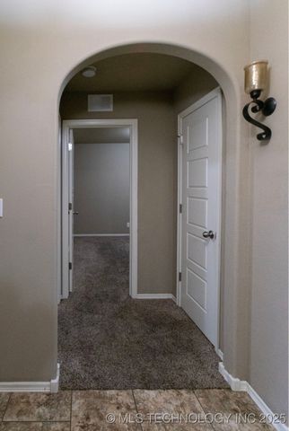 11112 N 146th East Avenue, Owasso, OK 74055