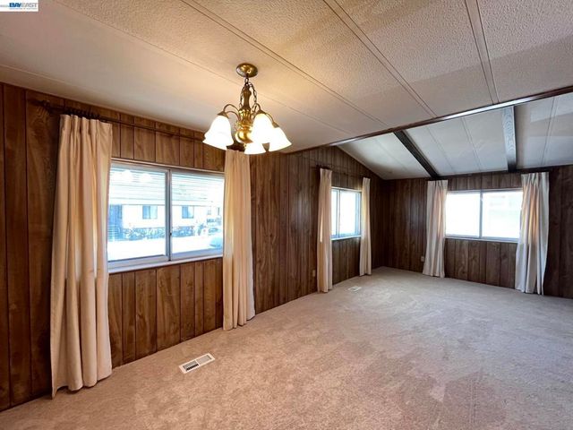 4141 Deep Creek Rd, Fremont, CA 94555