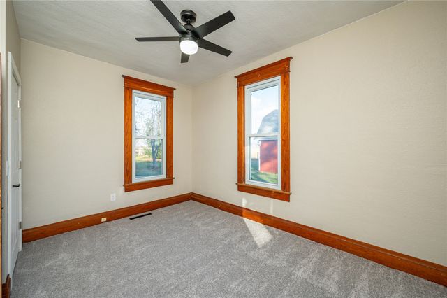 103 N Dewey Street, Prairie City, IA 50228