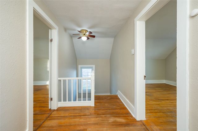 103 N Dewey Street, Prairie City, IA 50228