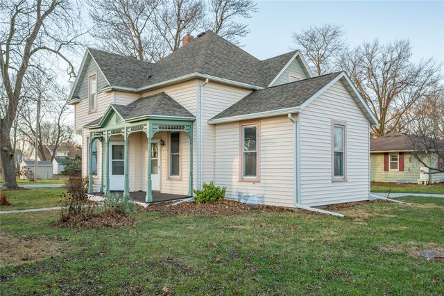103 N Dewey Street, Prairie City, IA 50228