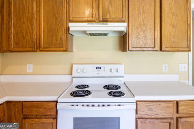 2027 Providence Roads, Statham, GA 30666