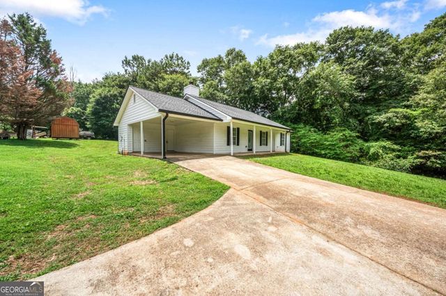 2027 Providence Roads, Statham, GA 30666