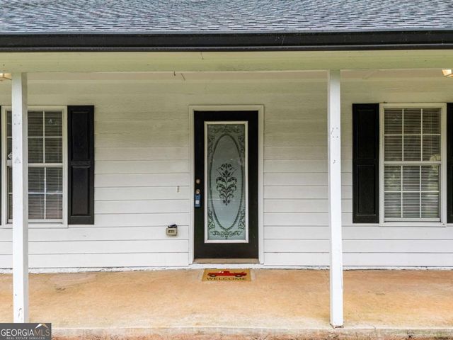 2027 Providence Roads, Statham, GA 30666