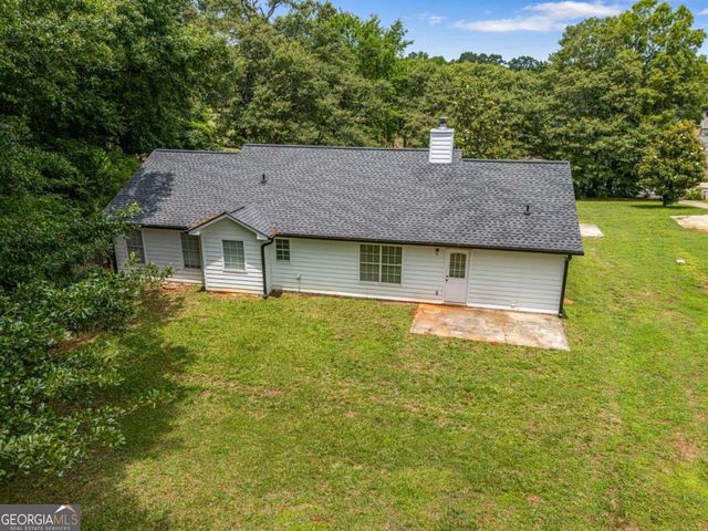 2027 Providence Roads, Statham, GA 30666