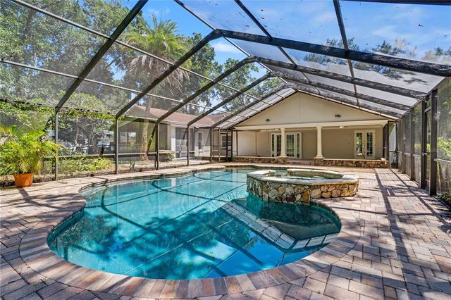 12511 PALOMINO COURT, Tampa, FL 33626