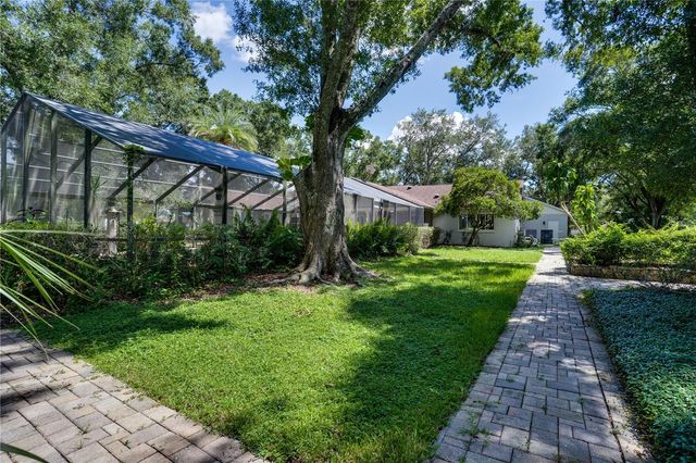 12511 PALOMINO COURT, Tampa, FL 33626
