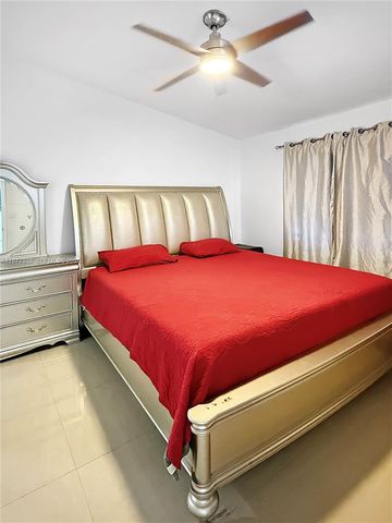 945 NE 34th Ave 204, Homestead, FL 33033