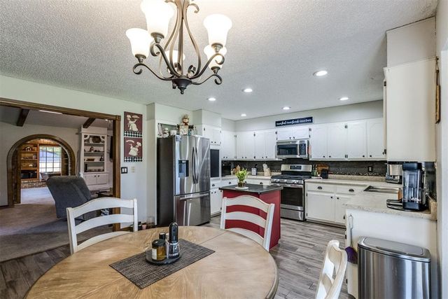 1016 W Washington Circle, Tecumseh, OK 74873