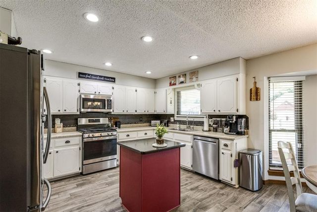1016 W Washington Circle, Tecumseh, OK 74873