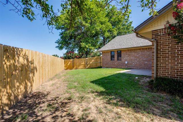 1016 W Washington Circle, Tecumseh, OK 74873