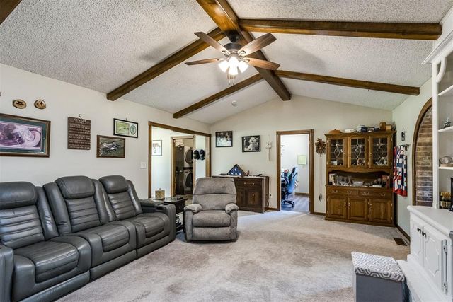 1016 W Washington Circle, Tecumseh, OK 74873
