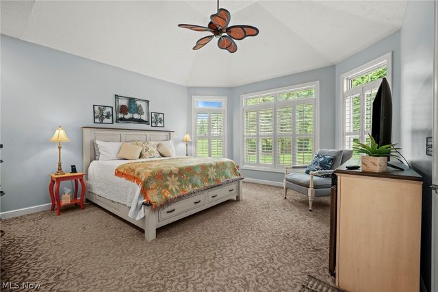 9240 Chamberlin Road, Twinsburg, OH 44087