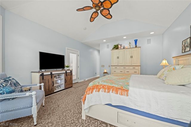 9240 Chamberlin Road, Twinsburg, OH 44087