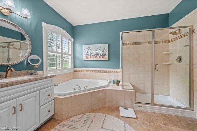 9240 Chamberlin Road, Twinsburg, OH 44087