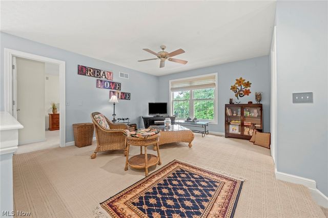 9240 Chamberlin Road, Twinsburg, OH 44087