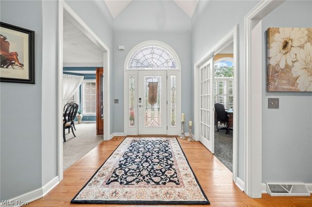 9240 Chamberlin Road, Twinsburg, OH 44087