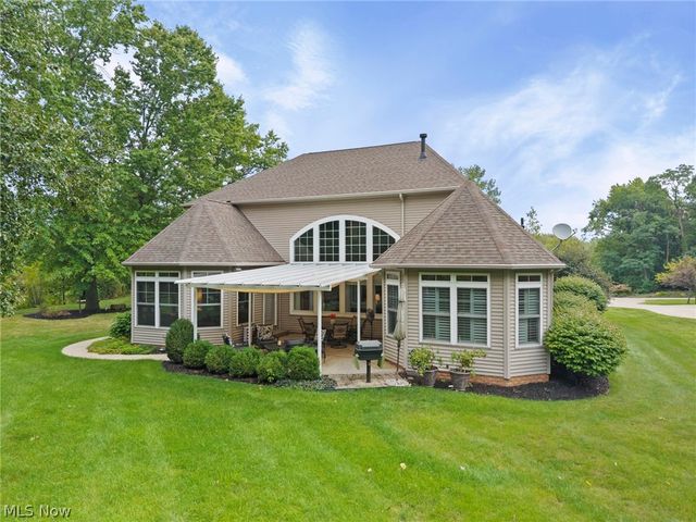 9240 Chamberlin Road, Twinsburg, OH 44087