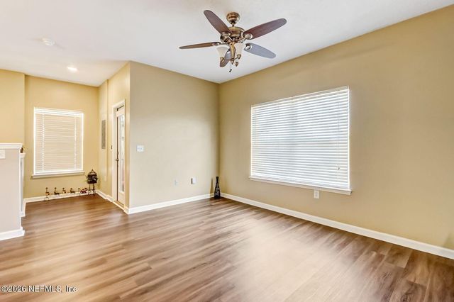 9762 SUMMER GROVE Way 107, Jacksonville, FL 32257