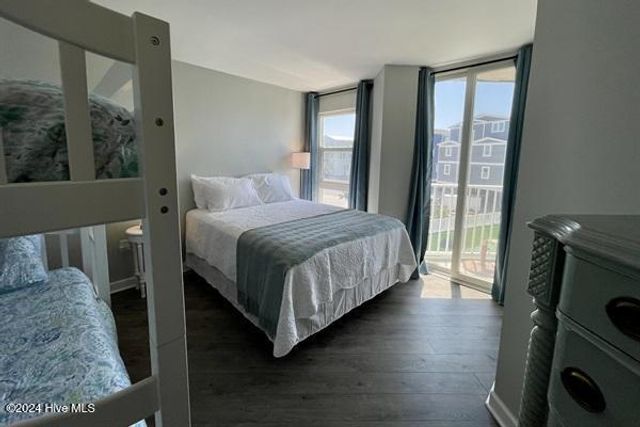 2000 New River Inlet Road 3112, North Topsail Beach, NC 28460