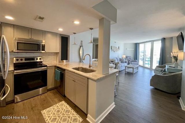 2000 New River Inlet Road 3112, North Topsail Beach, NC 28460