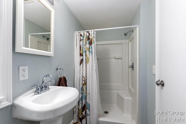 1412 Buffalo Avenue NE, Grand Rapids, MI 49505