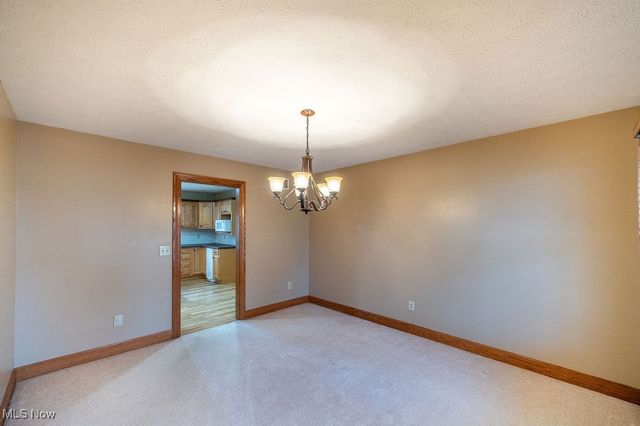 22 Westwood Drive, Parkersburg, WV 26101