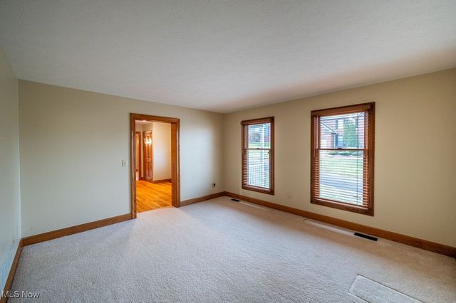 22 Westwood Drive, Parkersburg, WV 26101