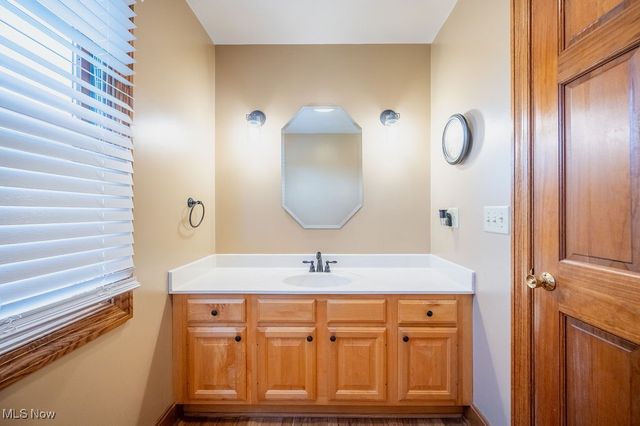 22 Westwood Drive, Parkersburg, WV 26101