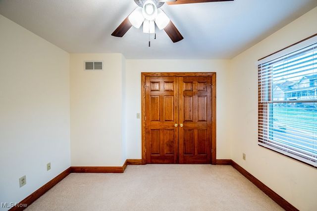 22 Westwood Drive, Parkersburg, WV 26101