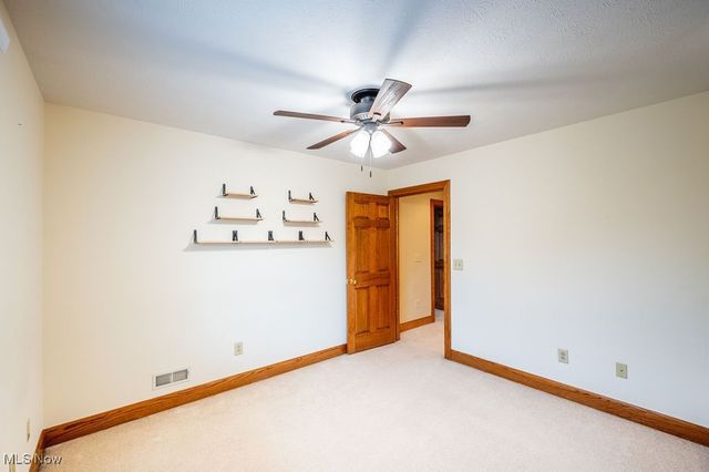 22 Westwood Drive, Parkersburg, WV 26101