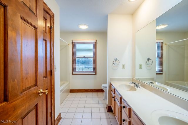 22 Westwood Drive, Parkersburg, WV 26101