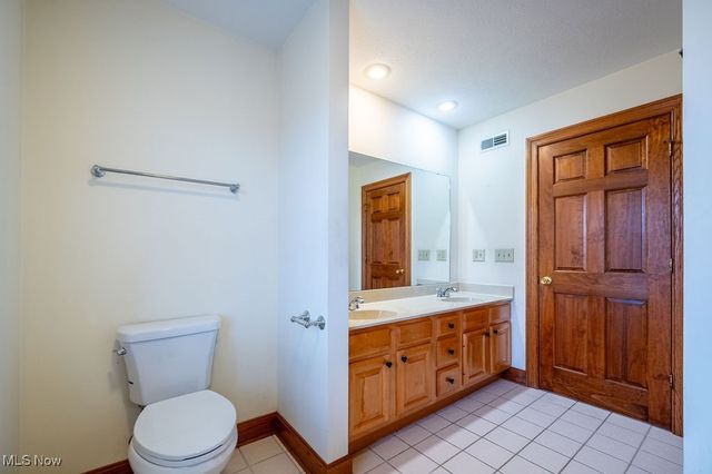 22 Westwood Drive, Parkersburg, WV 26101