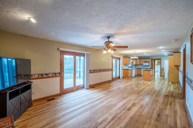 22 Westwood Drive, Parkersburg, WV 26101