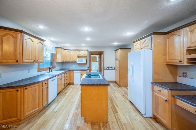 22 Westwood Drive, Parkersburg, WV 26101