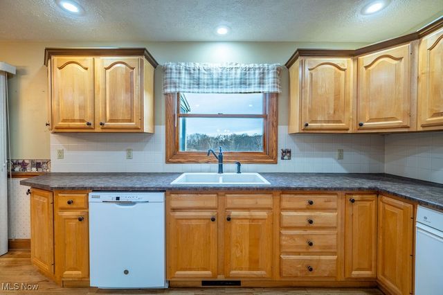 22 Westwood Drive, Parkersburg, WV 26101