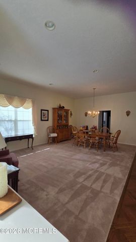 33 Greenways Lane, Lakewood, NJ 08701