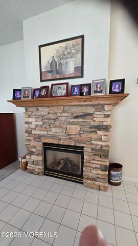 33 Greenways Lane, Lakewood, NJ 08701