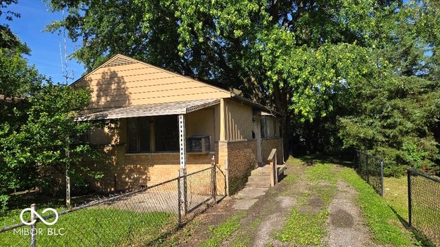 2164 N Dequincy Street, Indianapolis, IN 46218