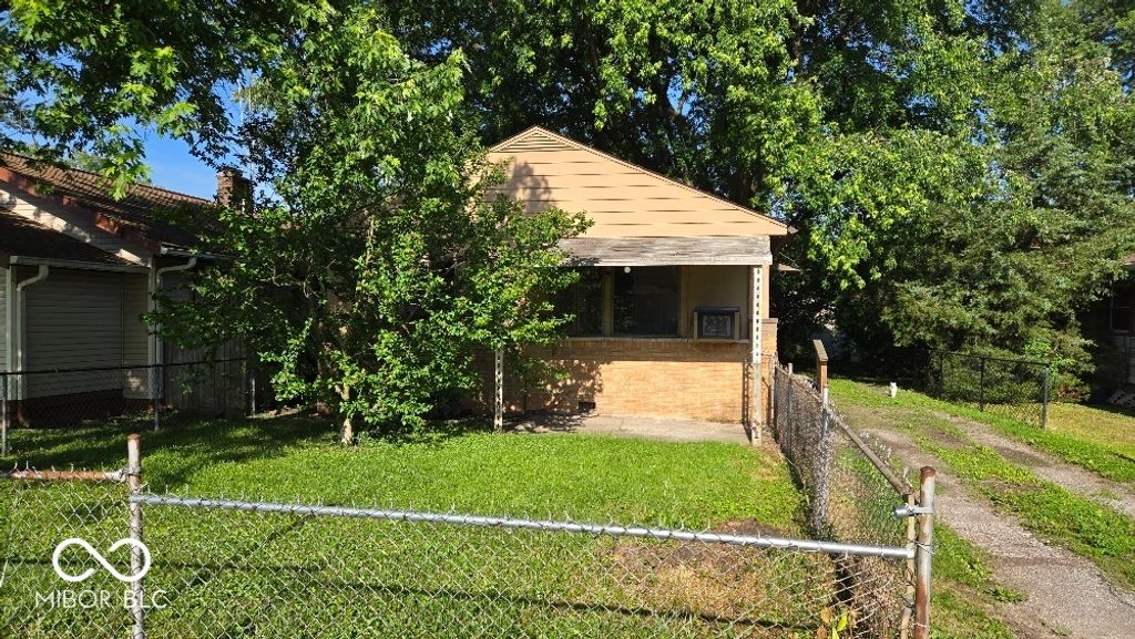 2164 N Dequincy Street, Indianapolis, IN 46218