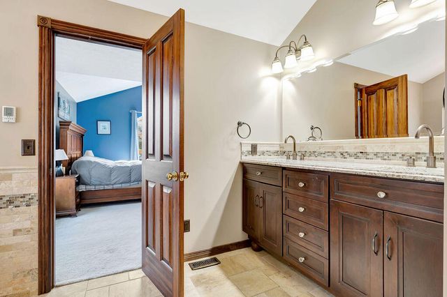 1199 Fieldsedge Drive, Hebron, KY 41048