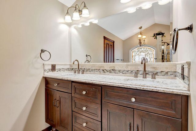 1199 Fieldsedge Drive, Hebron, KY 41048