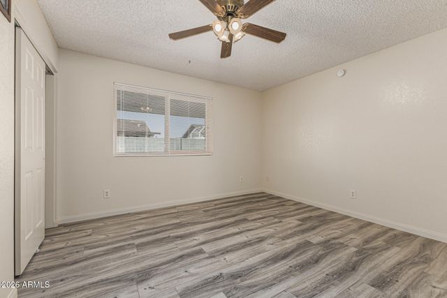 6850 W CHOLLA Street, Peoria, AZ 85345