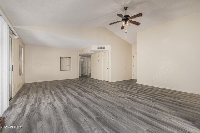 6850 W CHOLLA Street, Peoria, AZ 85345