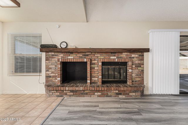 6850 W CHOLLA Street, Peoria, AZ 85345